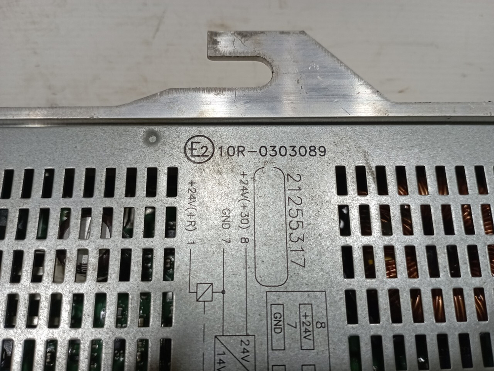 Преобразователь напряжения