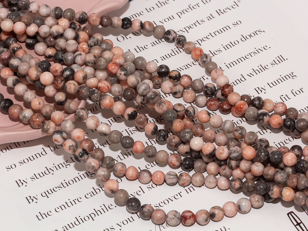 Нить бусин из розовой яшмы 6,5мм