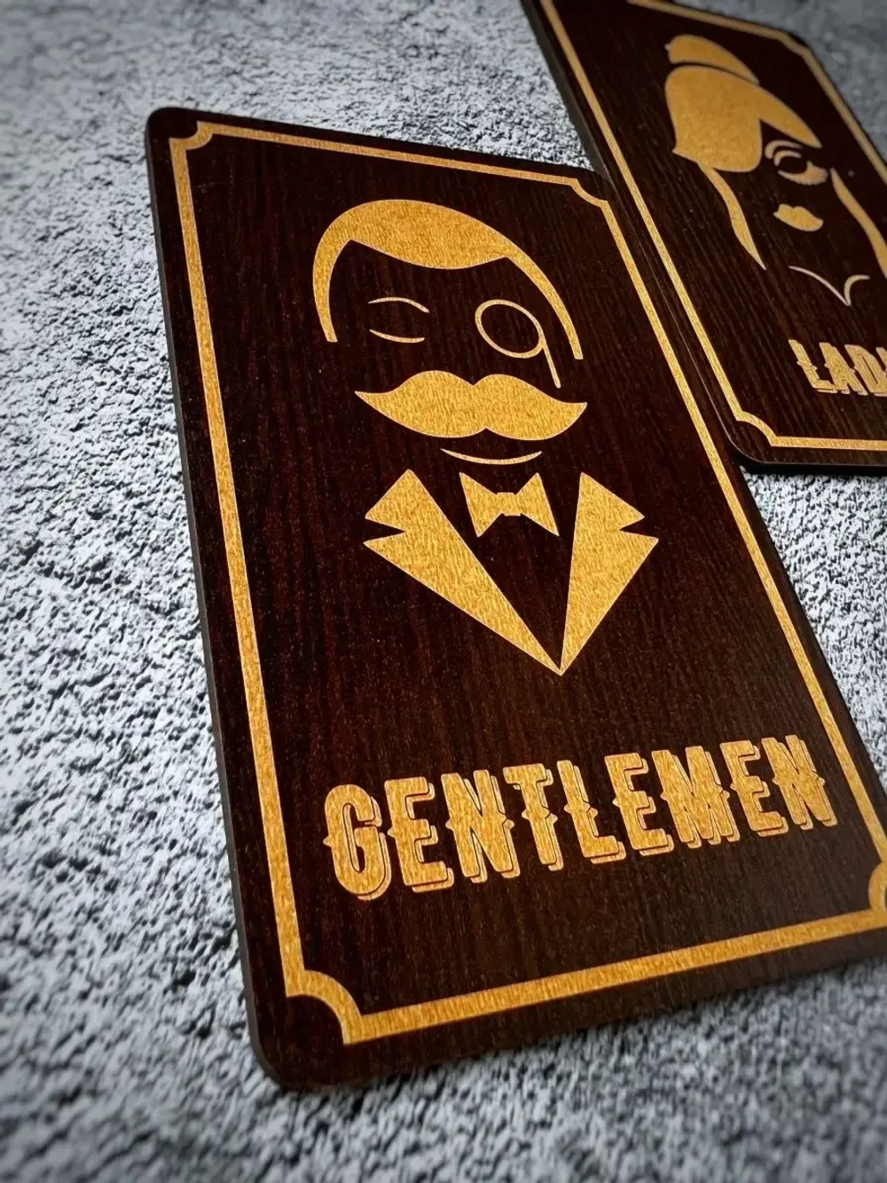 Табличка на дверь информационная