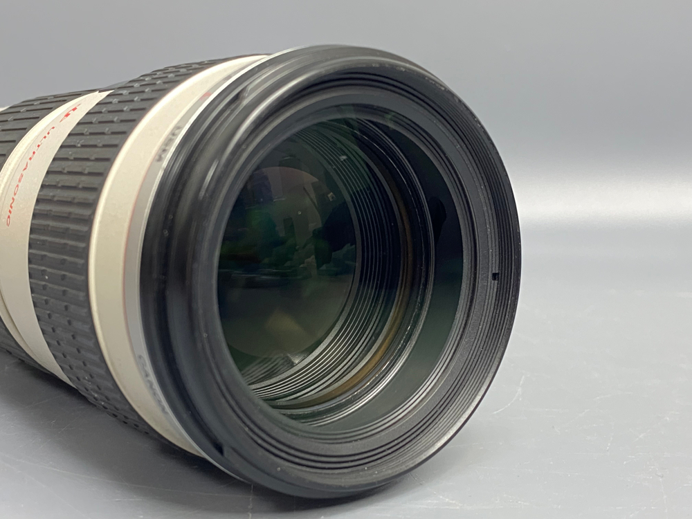 Canon EF 70-200mm 4L USM Царапка