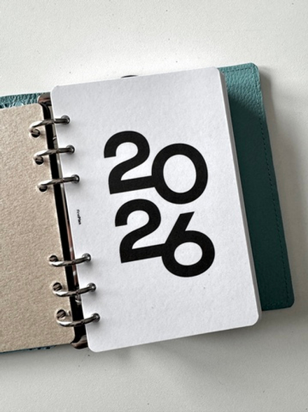 Ламинированные разделители по месяцам датированные 2026 (6 колец)