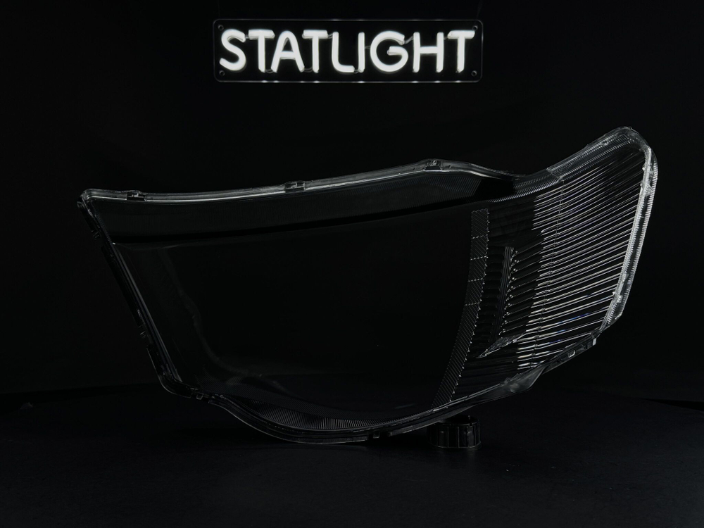 Правое стекло фары Mitsubishi Triton L200 2005-2015