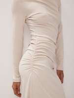 Платье вечернее праздничное длинное с драпировкой