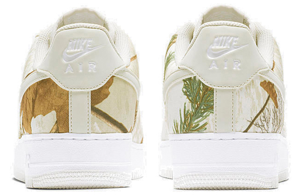Nike Air Force 1 Realtree Hyper Sneakers