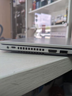 Ноутбук ASUS x515f