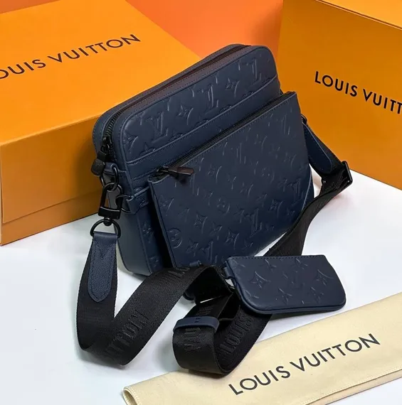 Сумку-мессенджер Louis Vuitton Trio, синий