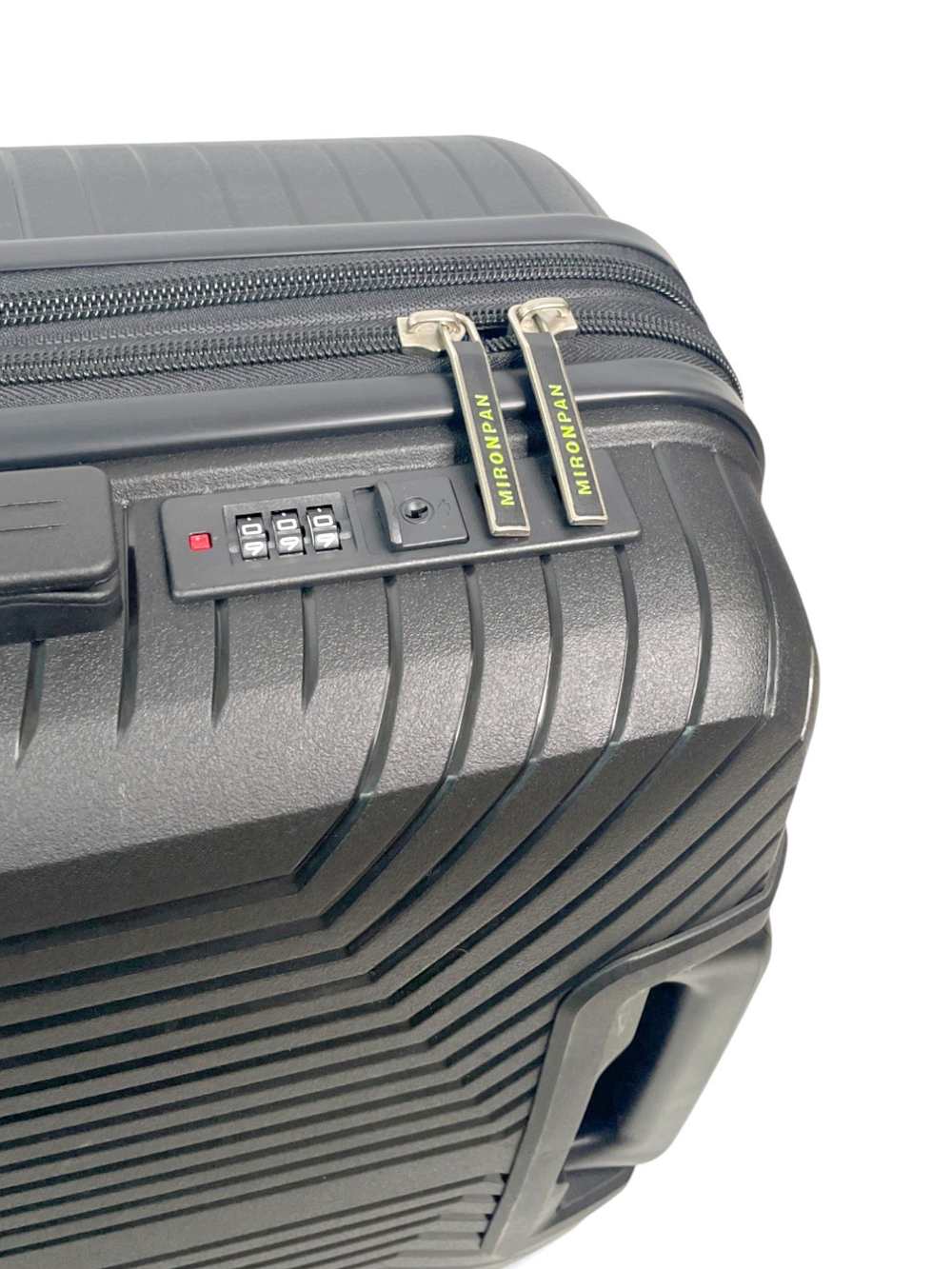 Средний чемодан Mironpan 11272, Черный, M+