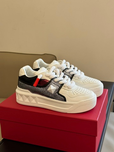 Valentino Garavani One Stud Sneaker