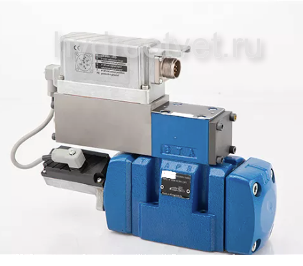 4WRLE10V100L-4X/MXY/24A1 - Пропорциональный сервораспределитель с обратной связью по положению золотника и со встроенным усилителем (OBE), Ду10, A1 = ±10 В, номинальный расход 100 л/мин, схема V, каналы управления XY = X и Y внешние