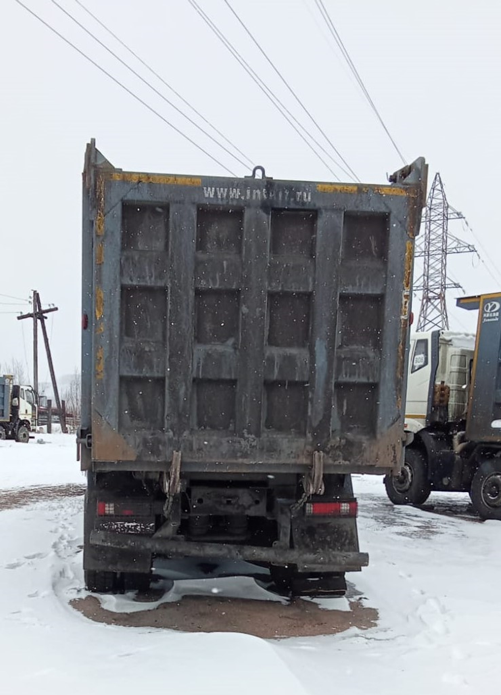 FAW J6 8x4 Самосвал СА3310Р66K24T4E5 (Дизельный, 11,1 л, 420 л.с., МТ)