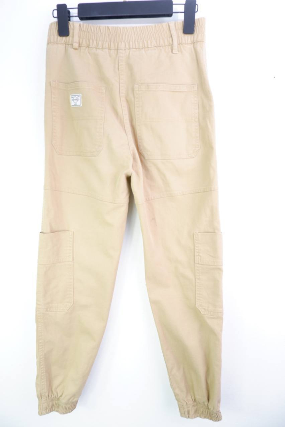 Брюки Bershka для активного образа, маркировка 32 eur, визуально на 38/40 размер