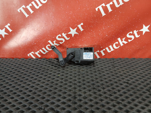 Моторчик заслонок отопителя