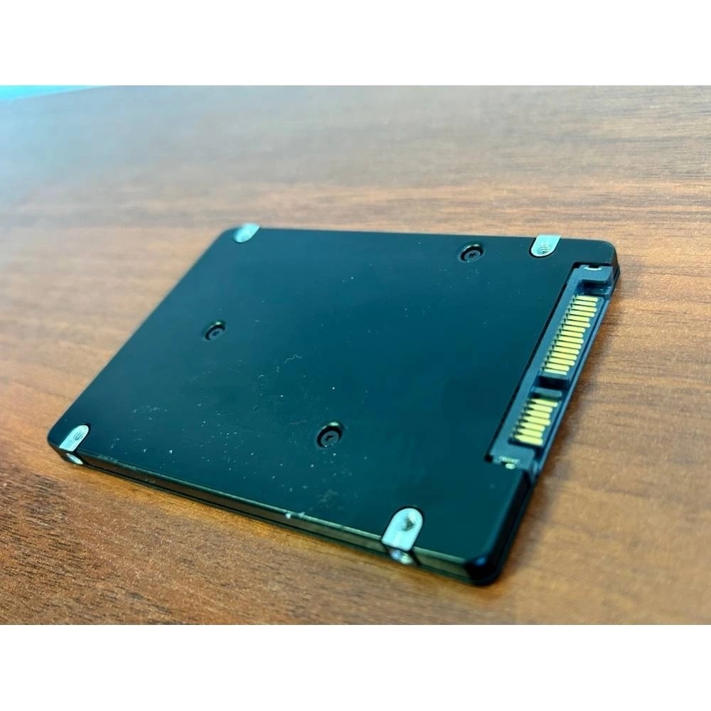 Уцененный товар Накопитель SSD Samsung SM883 960Gb (MZ7KH960HAJR-00005) хорошее состояние  , 736983