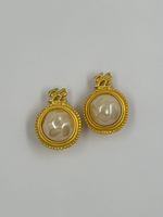 Клипсы с «жемчугом» Karl Lagerfeld