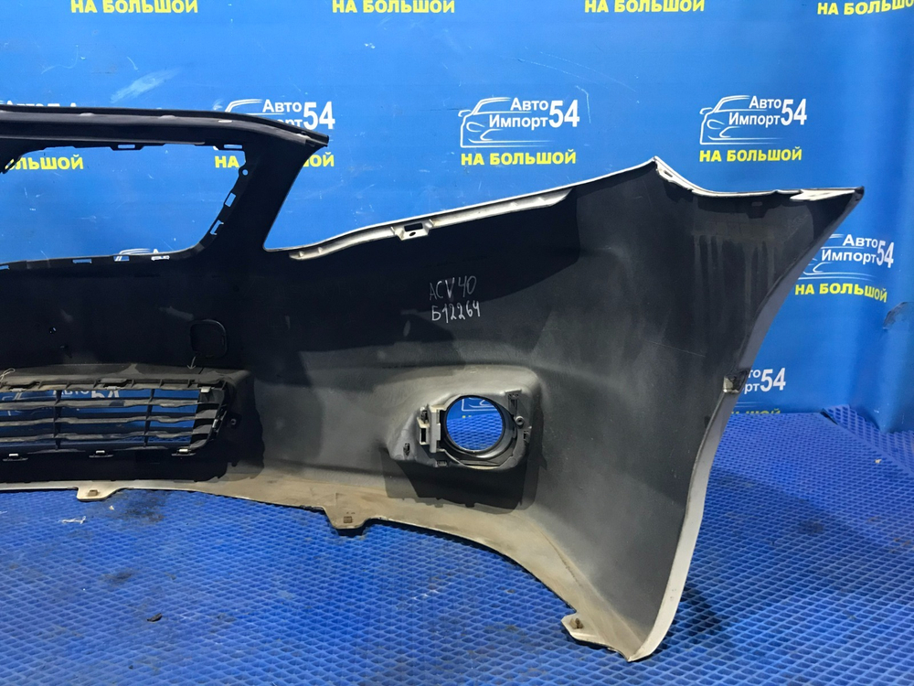 Бампер передний TOYOTA CAMRY 2009-2011