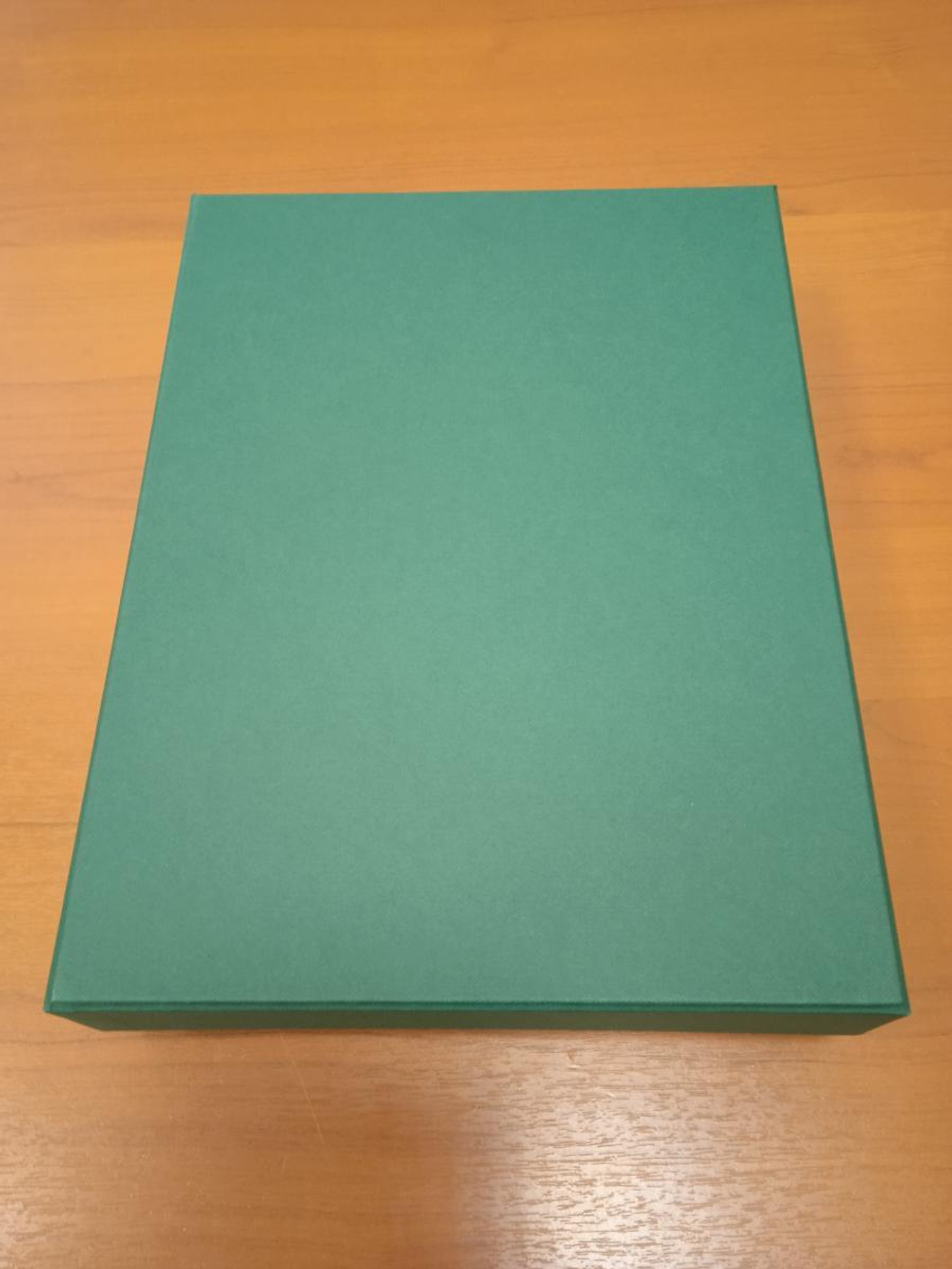 "Книга знаний или 300 способов разбогатеть" Книга подарочная в кожаном переплете