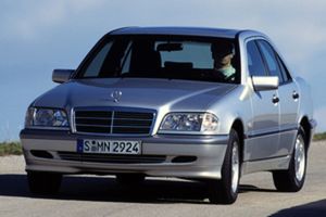 W202, S202 1993-2000 седан