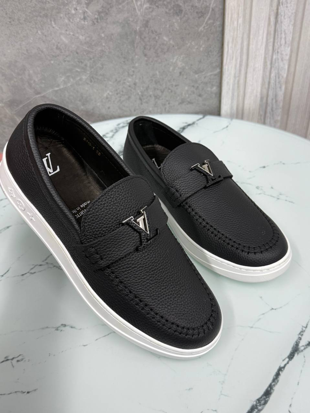 Лоферы Louis Vuitton