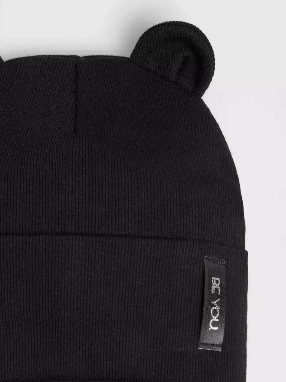 Шапка со снудом для мальчика на осень