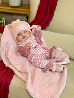 Кукла Berbesa виниловая 42см Recien Nacido с пледом (5125K)