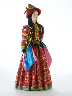 Кукла коллекционная в Бурятском женском костюме