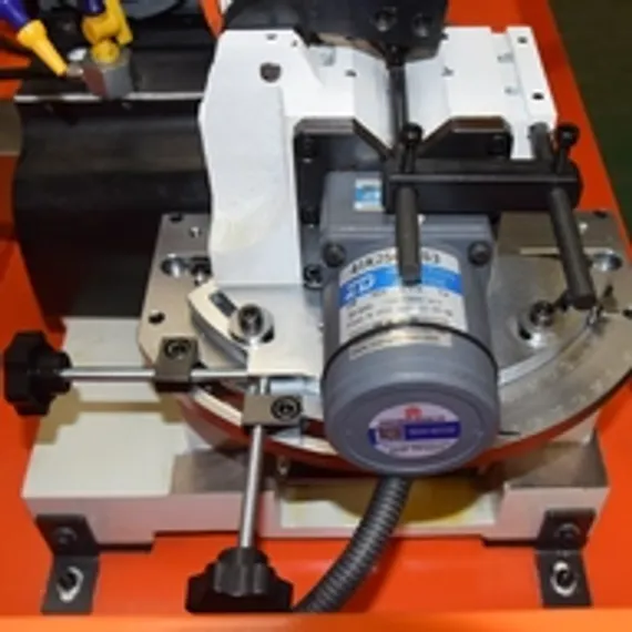 Ручная машина для снятия фаски с труб ТВР-630 с электроприводом