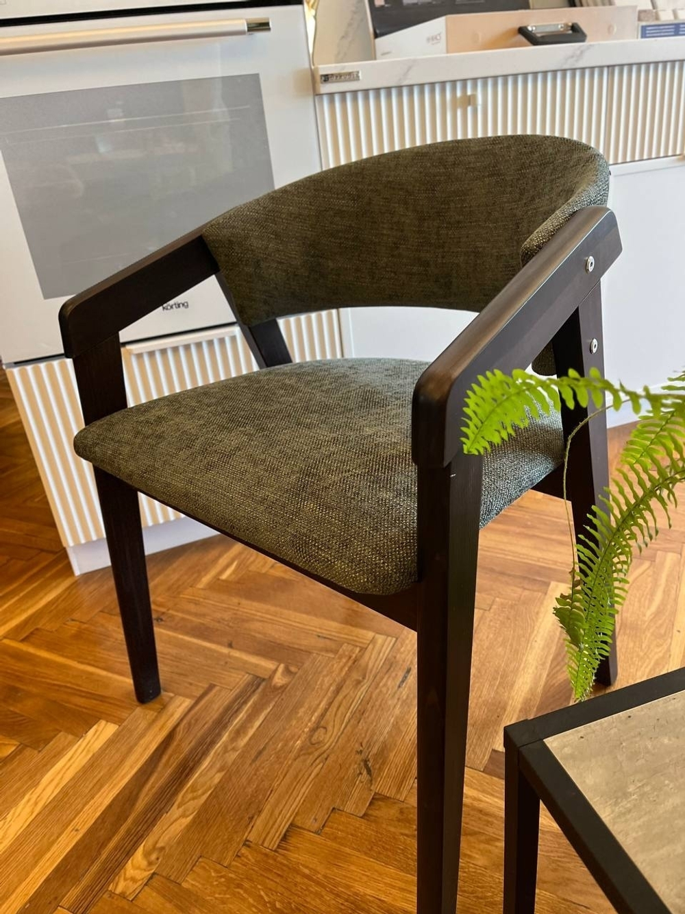 Стул Хеппи (до 500р) (Цв.каркаса Орех; цв.ткани Альянс 920) СтулБери