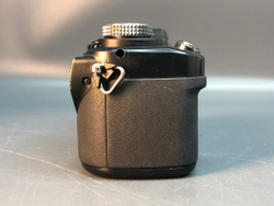 Sony DSC-V3, царапина на передней линзе, без зарядного устройства