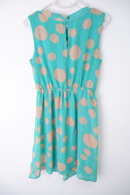 Платье Whole Folks стильное 44 размер