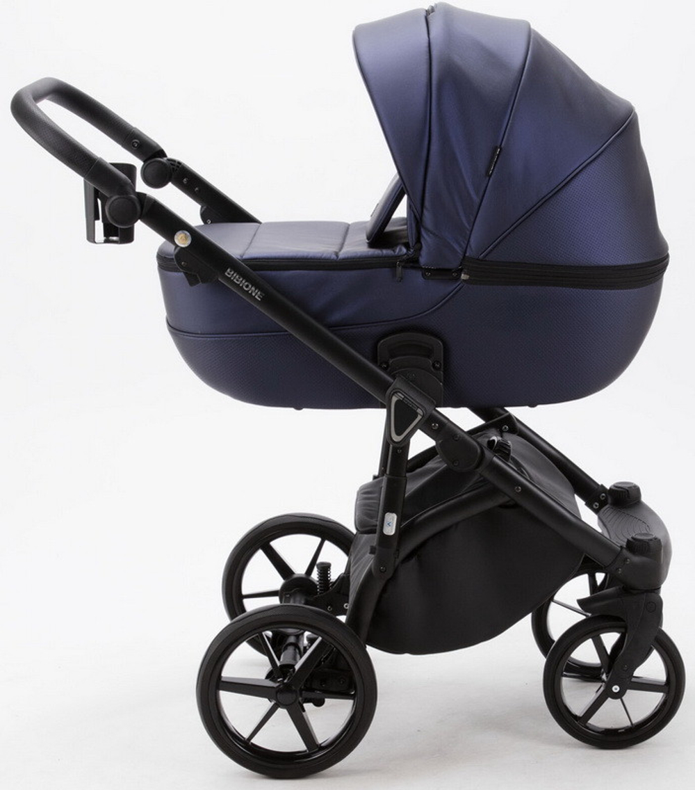 Детская коляска Adamex Bibione Deluxe 3 в 1 BI-SM09 (Т.СИН.ПЕРЛ.ПЕРФ.КОЖА)