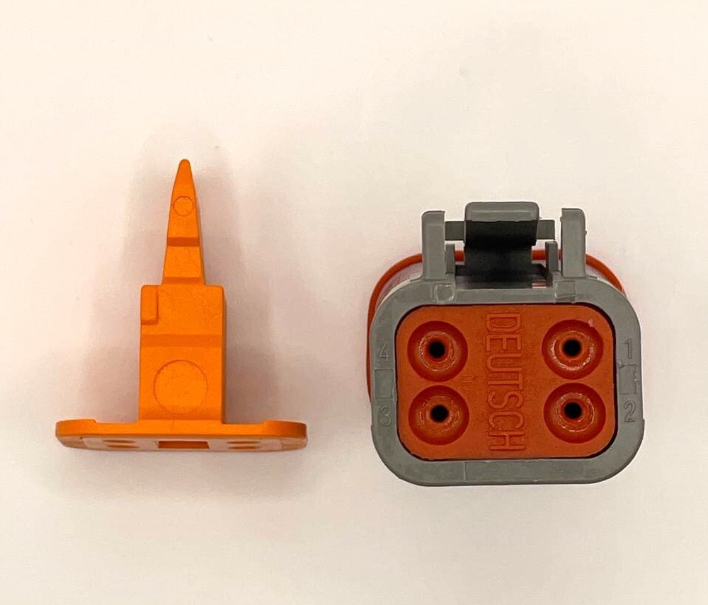 DT 06 - 4 S