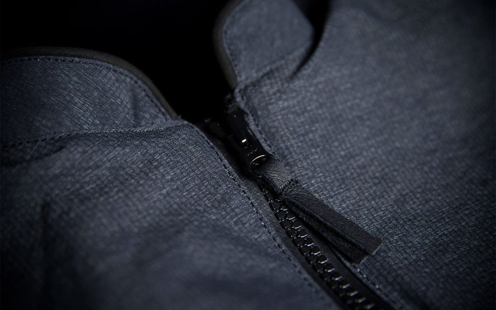 Akromont 1000 Jacket