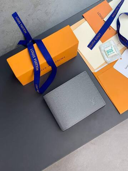 Бумажник Louis Vuitton