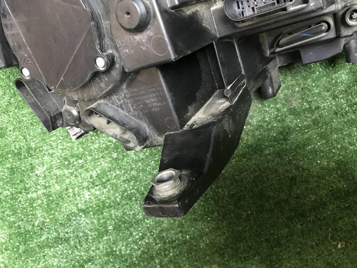 Фара левая VW Taos (2020-н.в.) LED