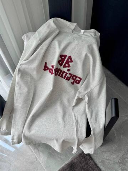 Свитшот Balenciaga
