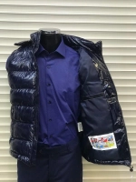 Жилет с капюшоном безрукавка утепленная