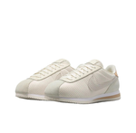 Женские кроссовки Nike Cortez 'Pearl White Pale Ivory' IB8879-211