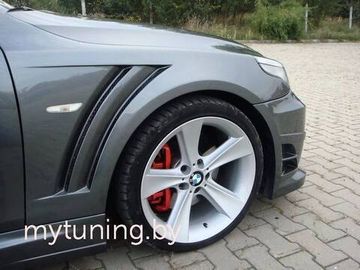 Крылья стеклопластиковые ATS QUANTUM для BMW 5 E60