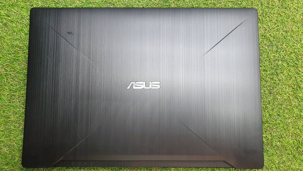 Игровой ASUS i7-7/8Gb/GTX 1060 3Gb/FHD