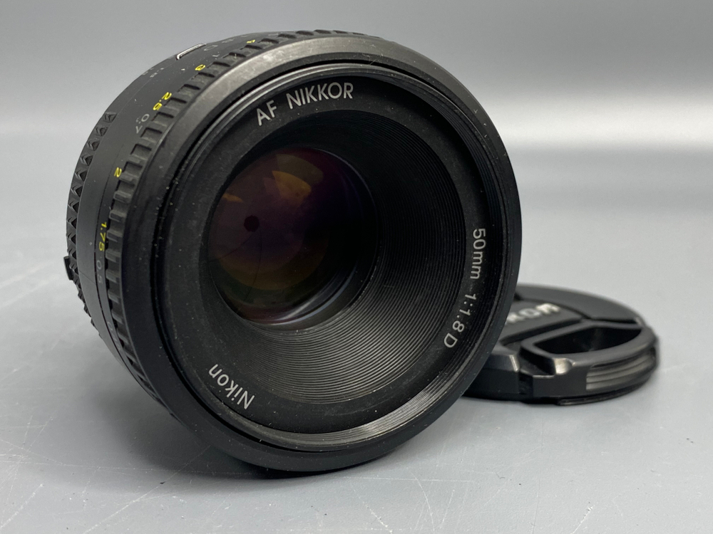 Nikon 35mm 1.8D AF