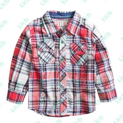 Рубашка детская в многоцветную клетку с накладными карманами