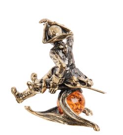 Народные промыслы AM-2026 Фигурка «Барон Мюнхгаузе» (латунь, янтарь)