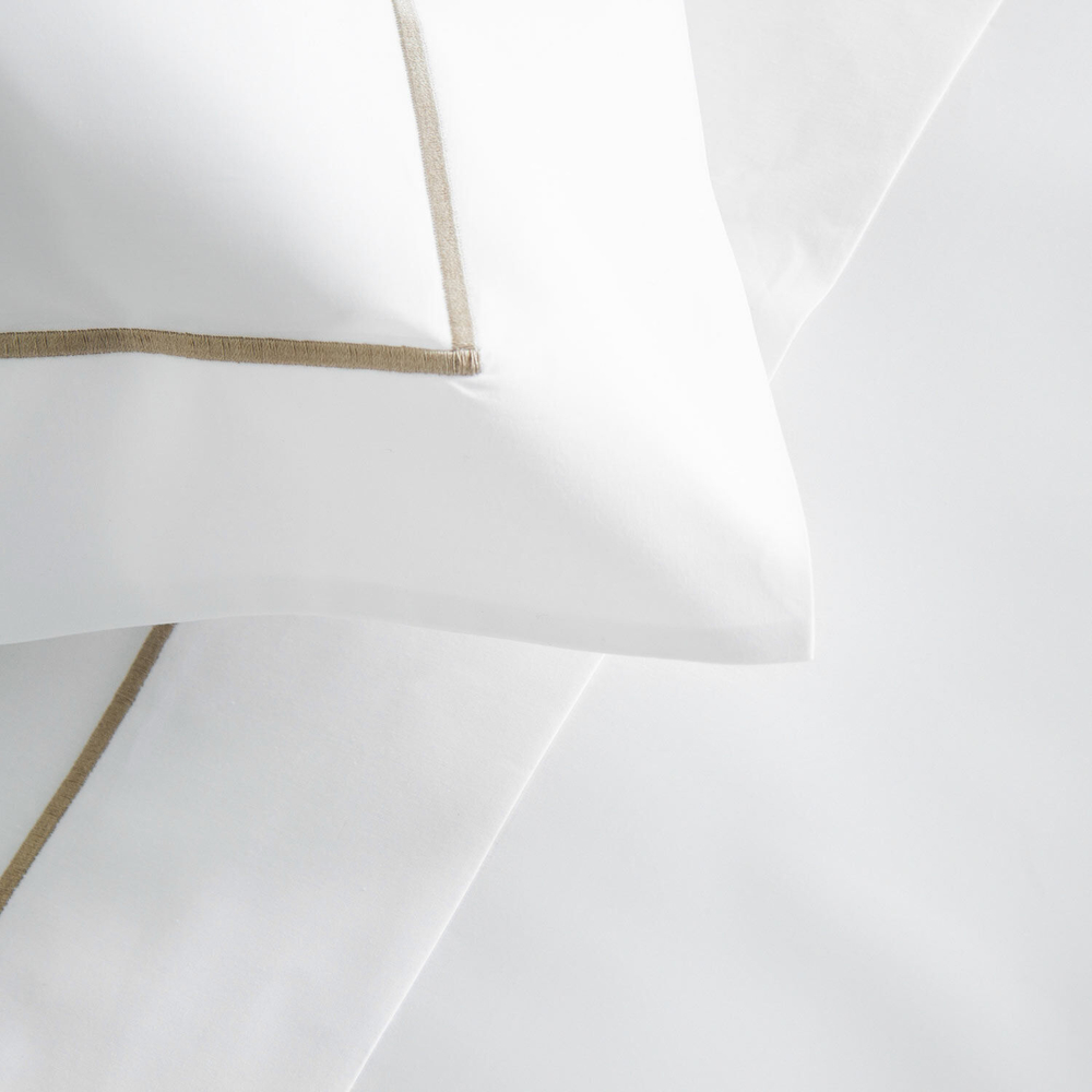 Постельное белье односпальное One Bourdon White/Sepia (155 x 200 см)