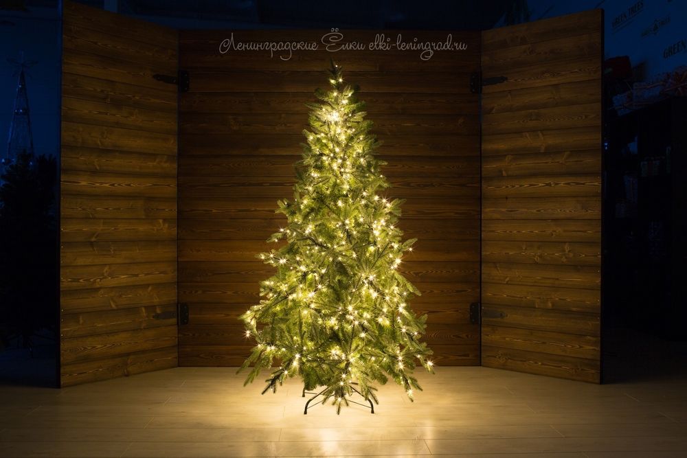 Елка с гирляндой «Валерио» (Литая+пвх) 240 см / 2,4 м