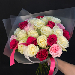 Букет из микса 27 кенийских роз
