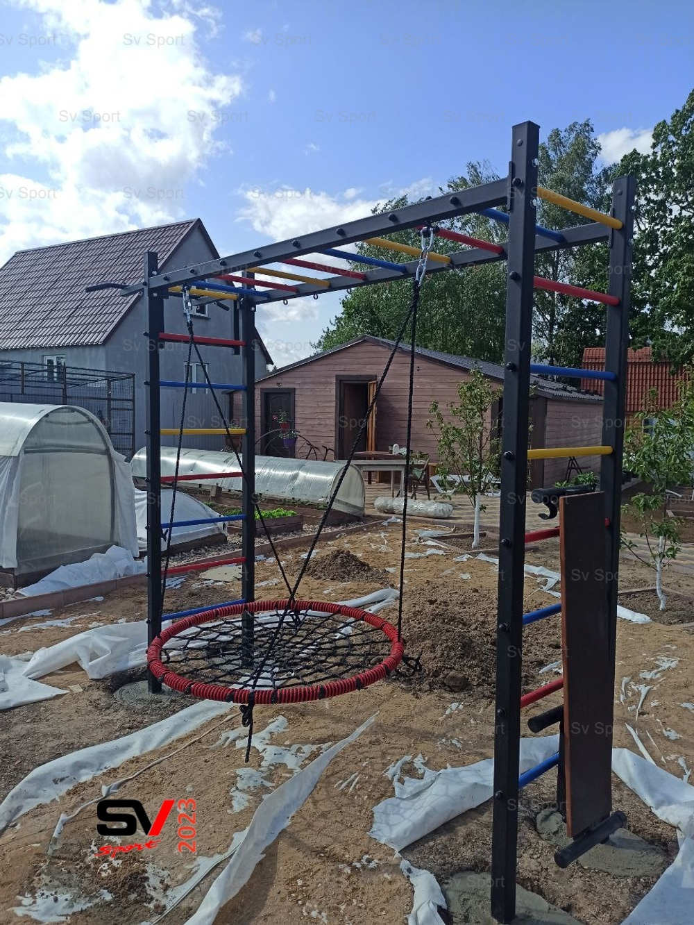 Монтаж уличной шведской стенки Sv Sport Рукоход (4 вертикальных столба)