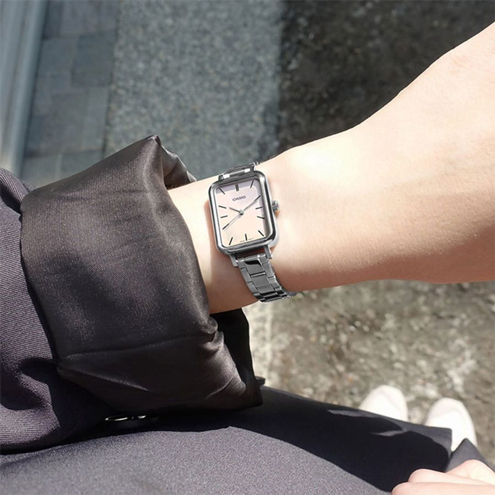 Женские наручные часы Casio Collection LTP-V009D-4E