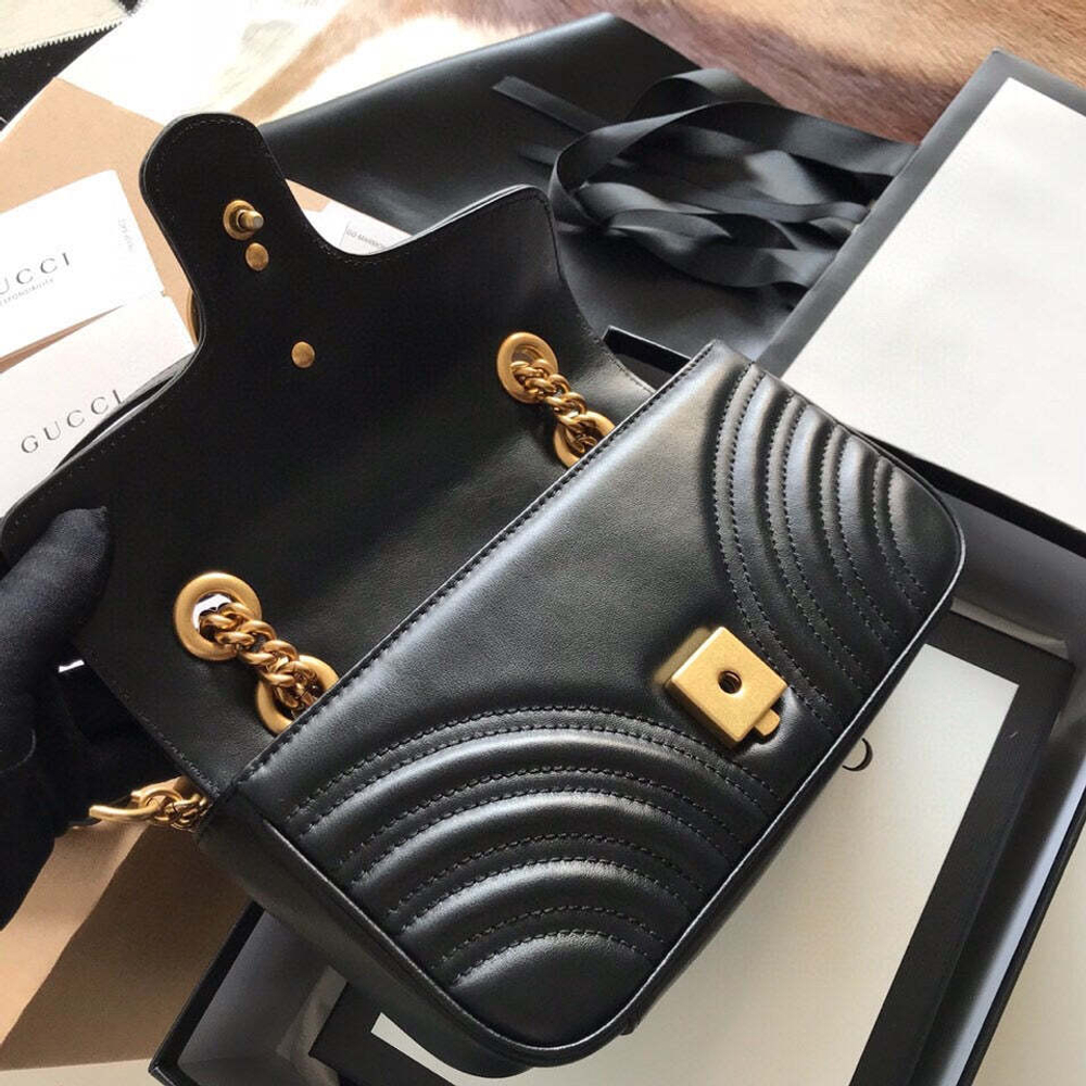 Gucci Marmont 22 cm