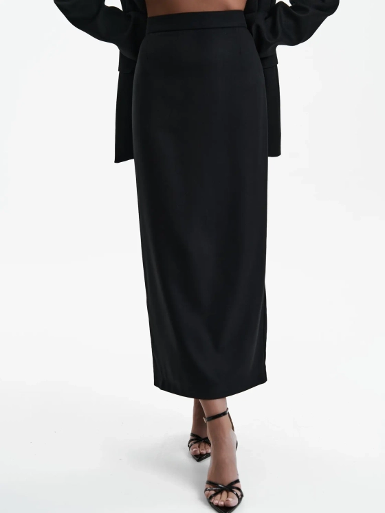 Юбка карандаш в черном цвете