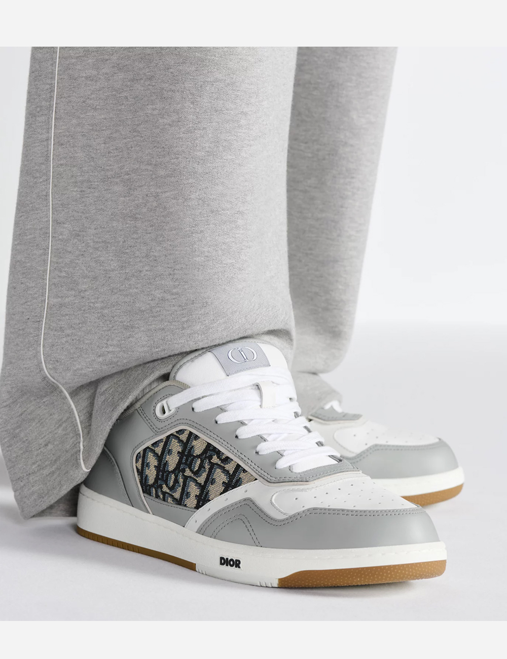 Кроссовки Dior B27 Uptown Low-Top Sneaker "Gray and White Smooth Calfskin with Beige and Black Dior Oblique Jacquard"